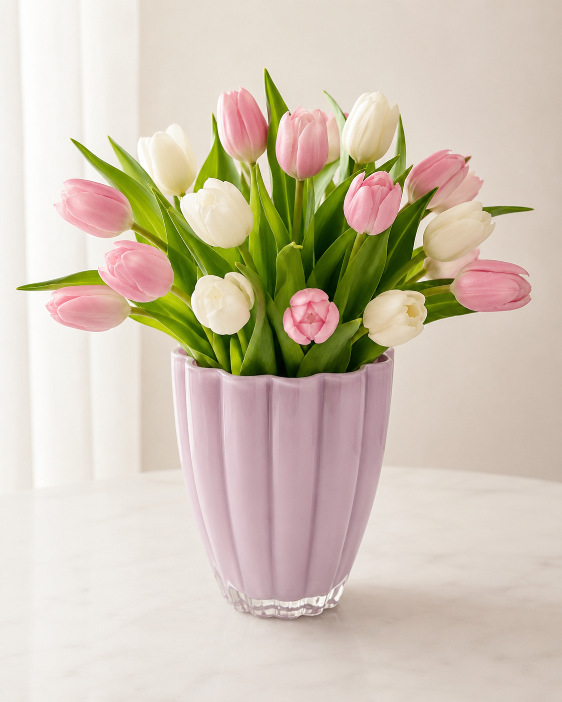 Szklany wazon dekoracyjny liliowy 17 cm Vase Bloom